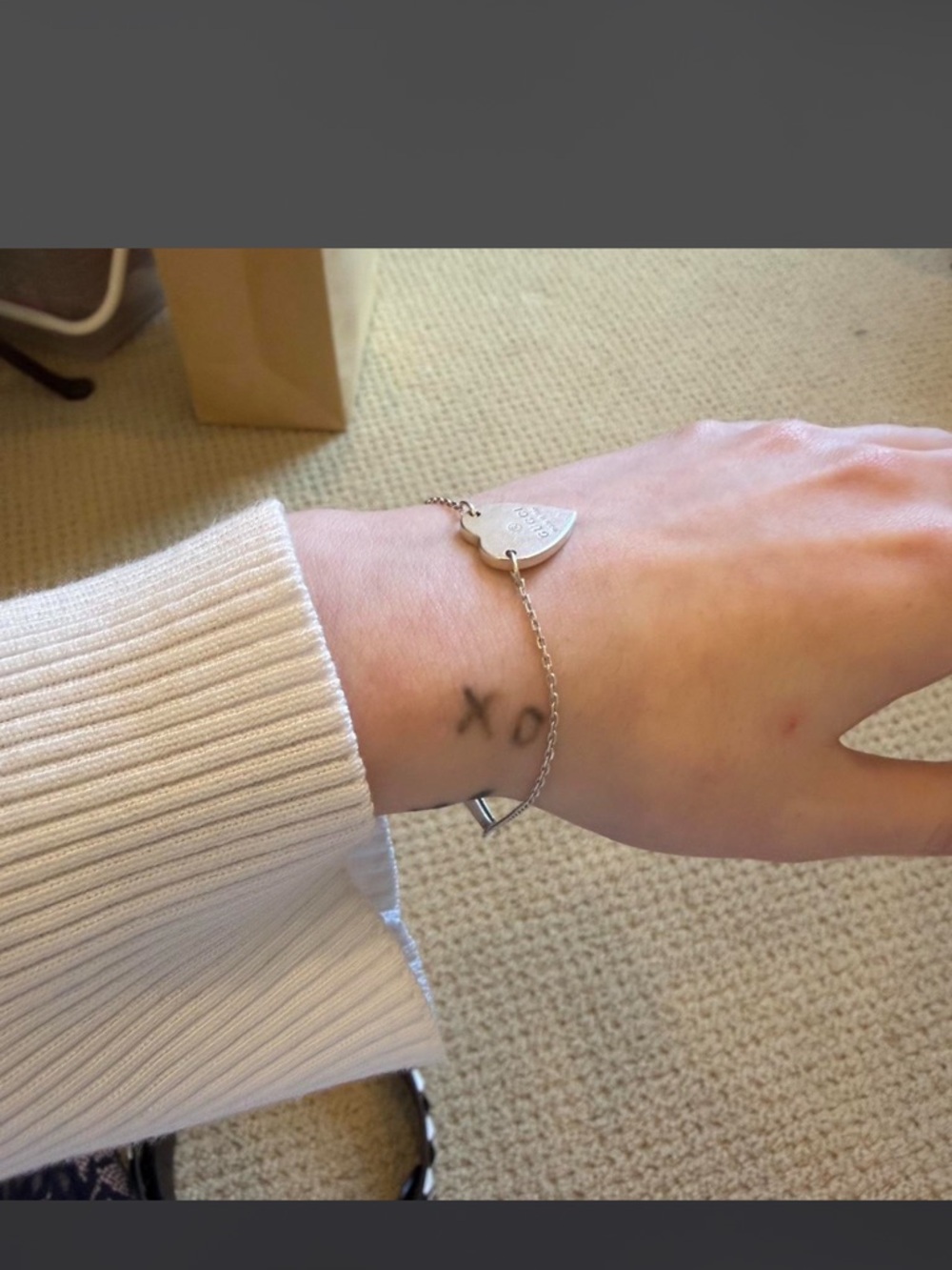 Gucci Silver Heart Tag Bracelet in Shiny Silver - Picture 8 of 8